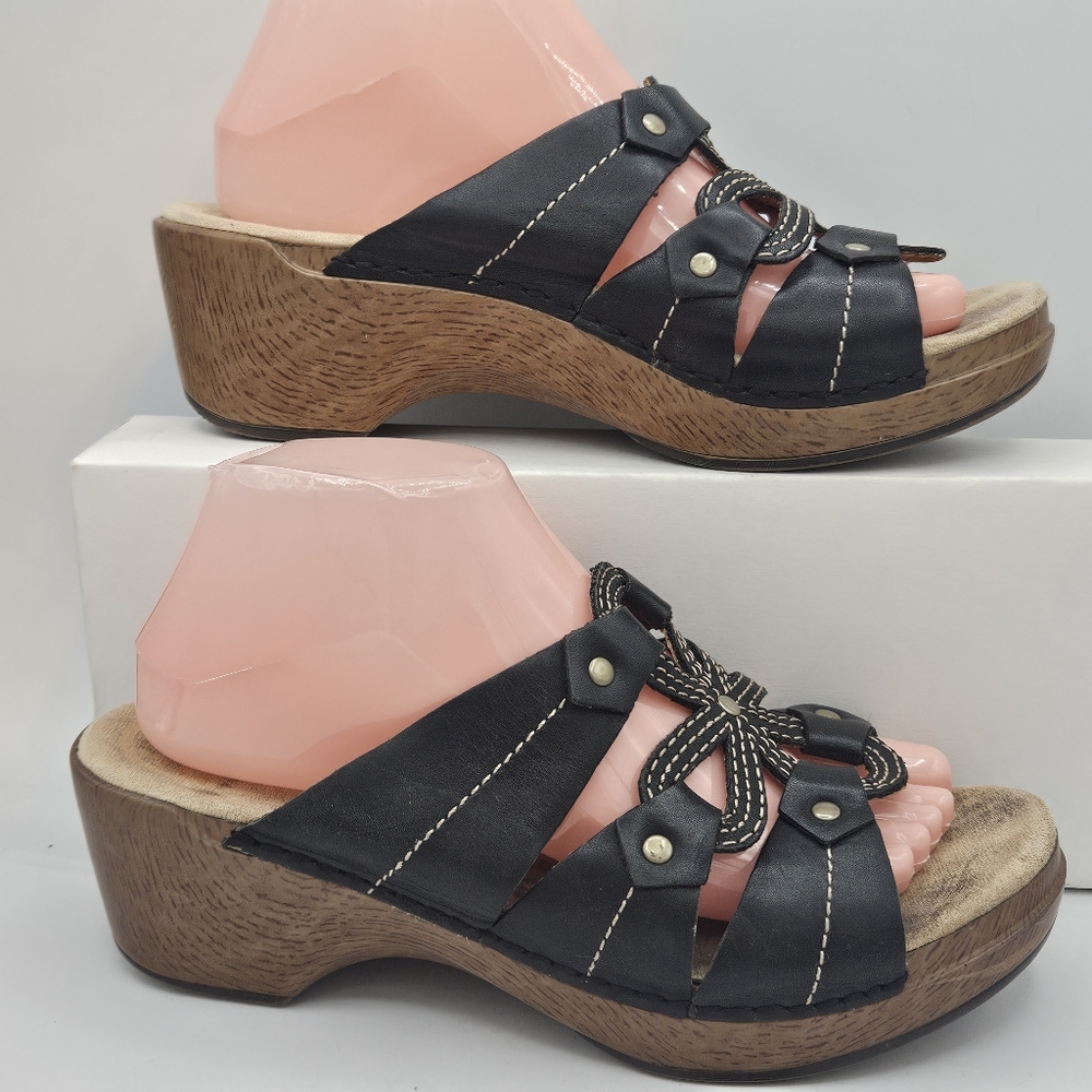 Dansko leather sandals size 40 US size 9.5 / 10